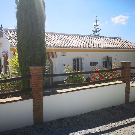 villa casa las fresas Alcaucín Exterior foto