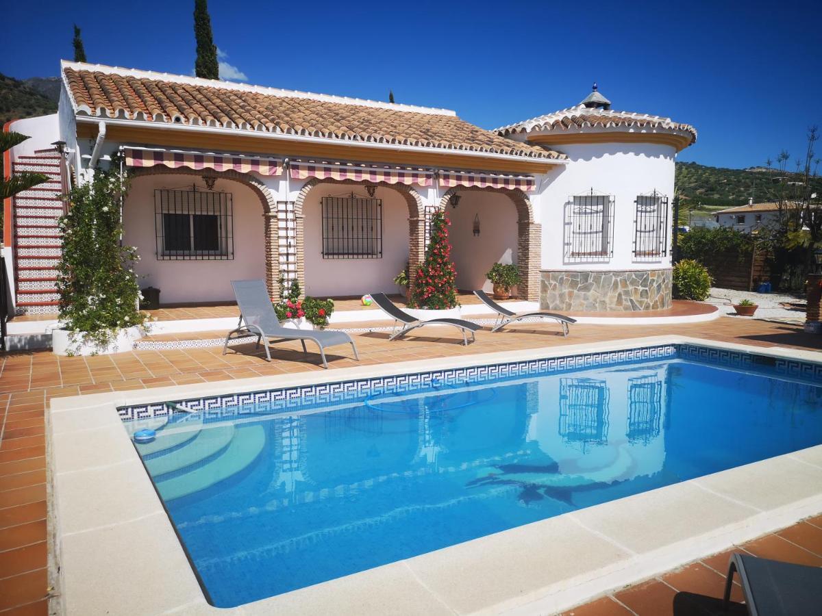 villa casa las fresas Alcaucín Exterior foto