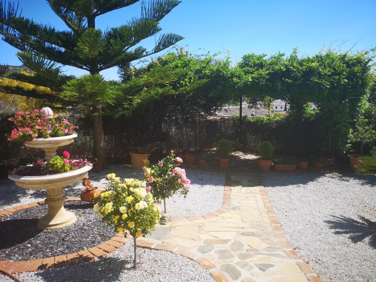 villa casa las fresas Alcaucín Exterior foto